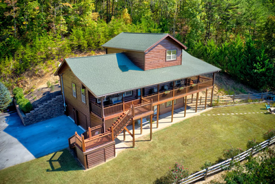 seasonal memories - one of our cabin rentals in the smokies
