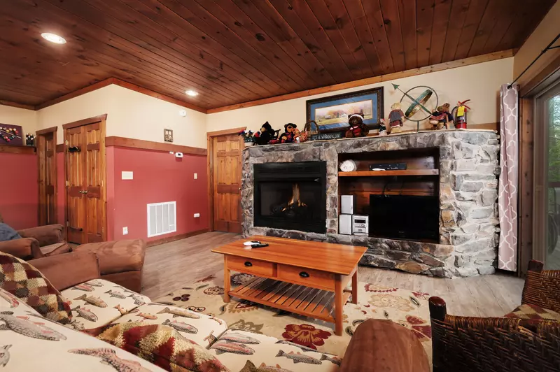 IT'S A WONDERFUL LIFE