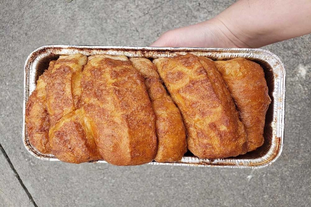 cinnamon bread is a popular dollywood food