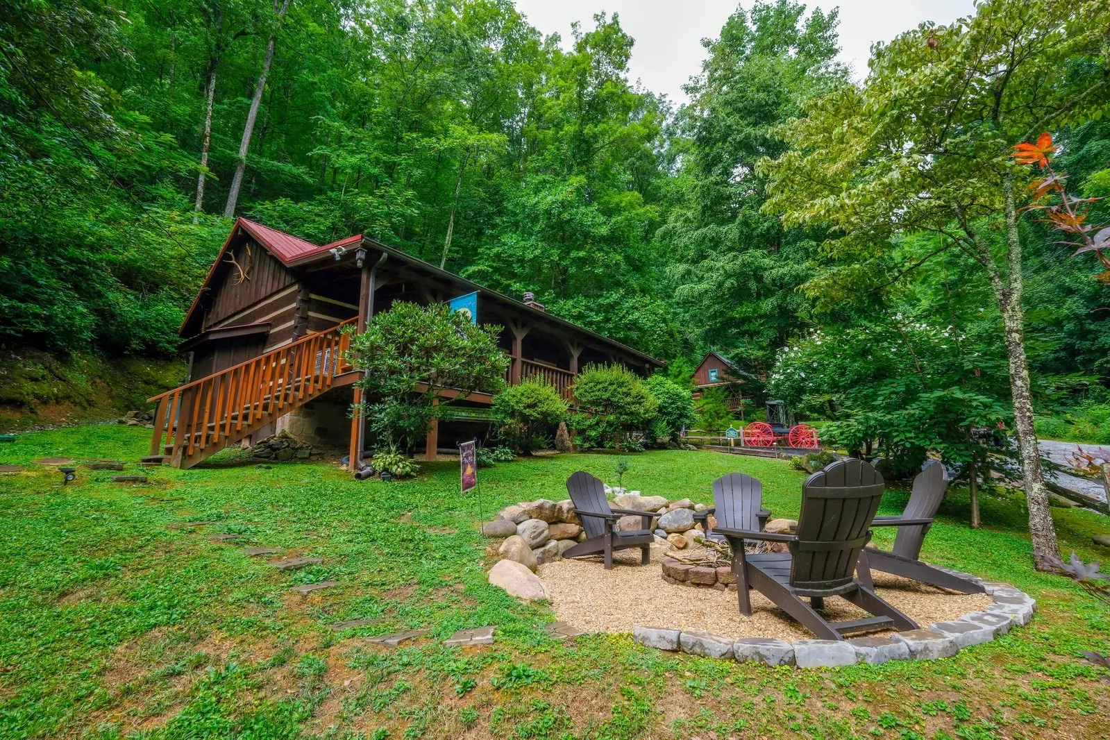 pet-friendly cabins in Pigeon Forge